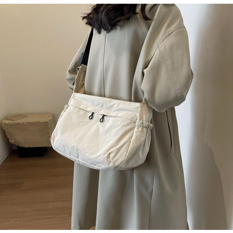 Nylonväska Messenger Bag Crossbody Bag Axelväska