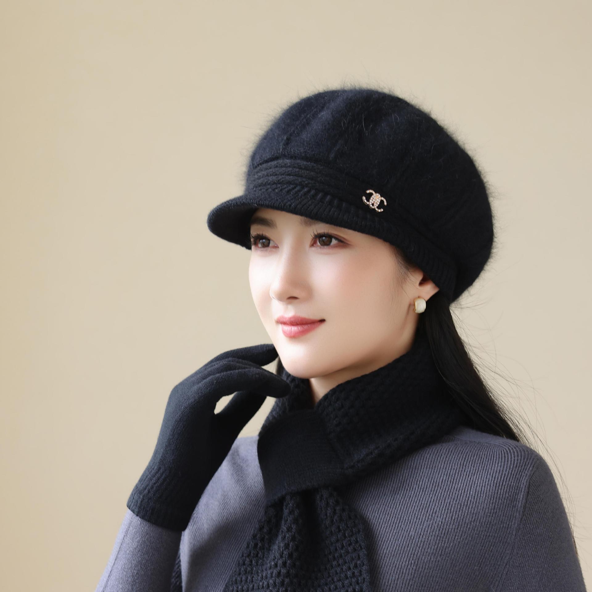 

Вязаная шерстяная шапка Новая шапка из кроличьего меха для женщин Мамы Женщины среднего и пожилого возраста Плюс бархатная теплая шапка Бабушкин шарф для защиты от холода one size