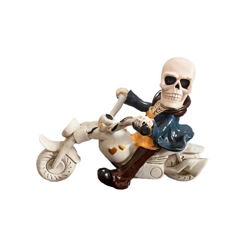 

Halloween Skeleton Knight Decorative Ornaments, High-end and Niche Garden Resin Statue Handicrafts 20*10*14cm белый