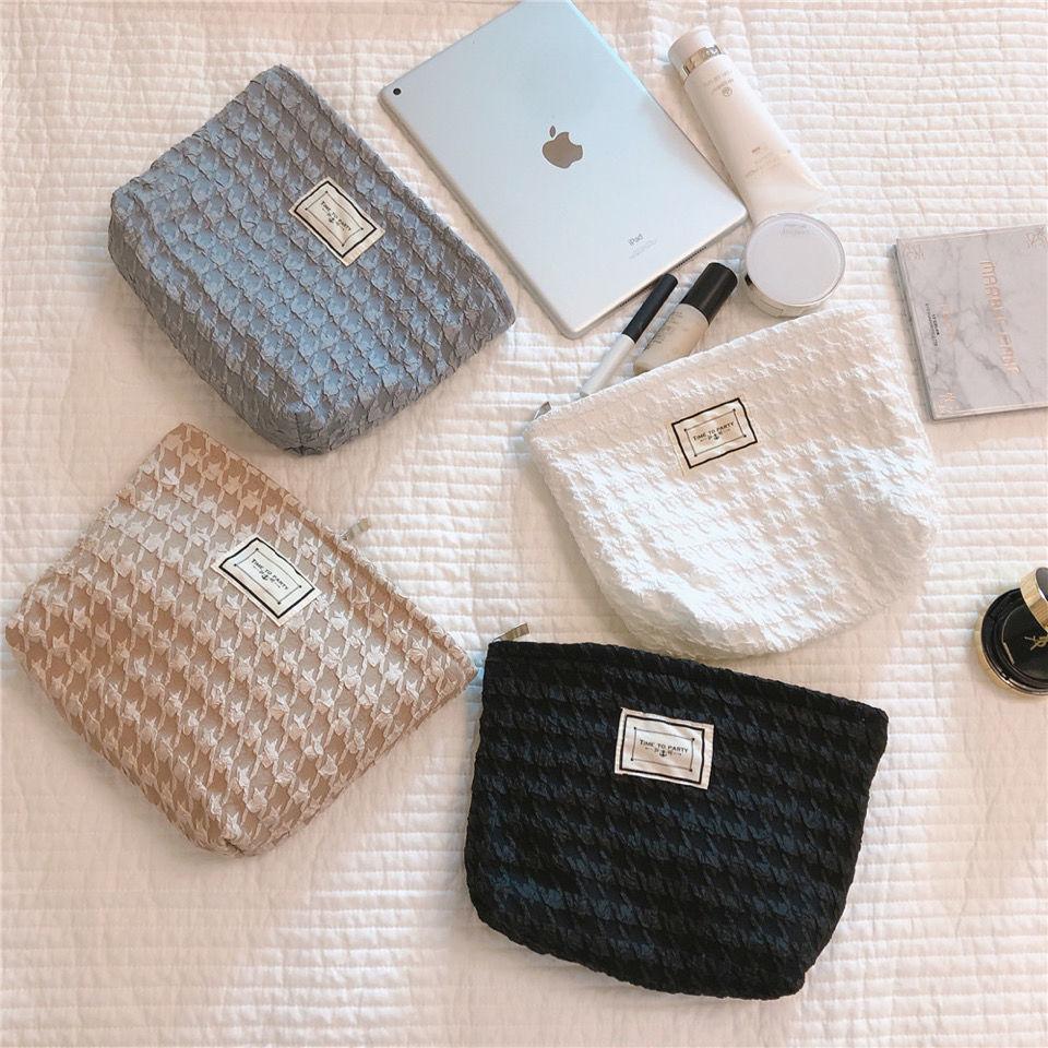 Large Capacity Qianniao Grid Makeup Bag Floral Cosmetic Bags High Appearance Simple Storage Pouch Bags Women Cosmetic Organizer