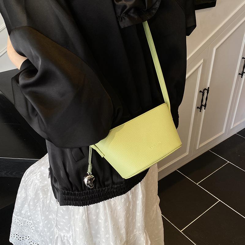 This Year's Popular Small Bag Women's Summer 2025 New Simple and Versatile Shoulder Messenger Bag Korean Version Bucket Bag