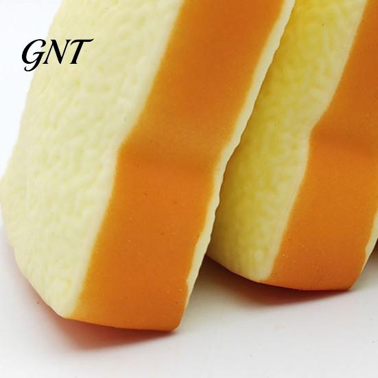 Sliced Bread Sensory Toy 1/2Pcs Simulated Toast Stress Relief Toy, Squeeze Soft Stretchy Fake Food Fidget for Kids Teens Adults Desk