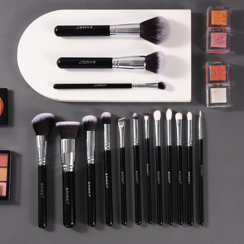 15-Piece Portable Animal Hair Makeup Brush Set for Powder & Eyeshadow