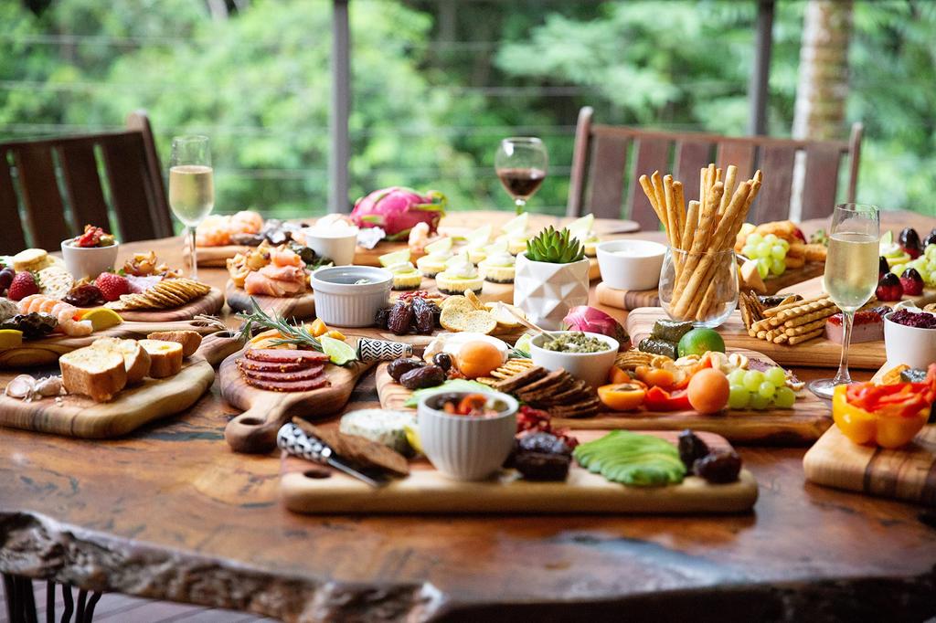 Fabslabs FAB SLABS Cutting Board Paddle Natural Wood Camphor Tree (Small)