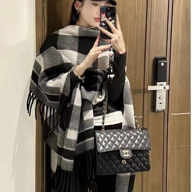 1Pieces Winter Women Poncho Warm Shawl Double Sided Designer Thickening Blanket Luxury Scarf Mountaineering Scarf