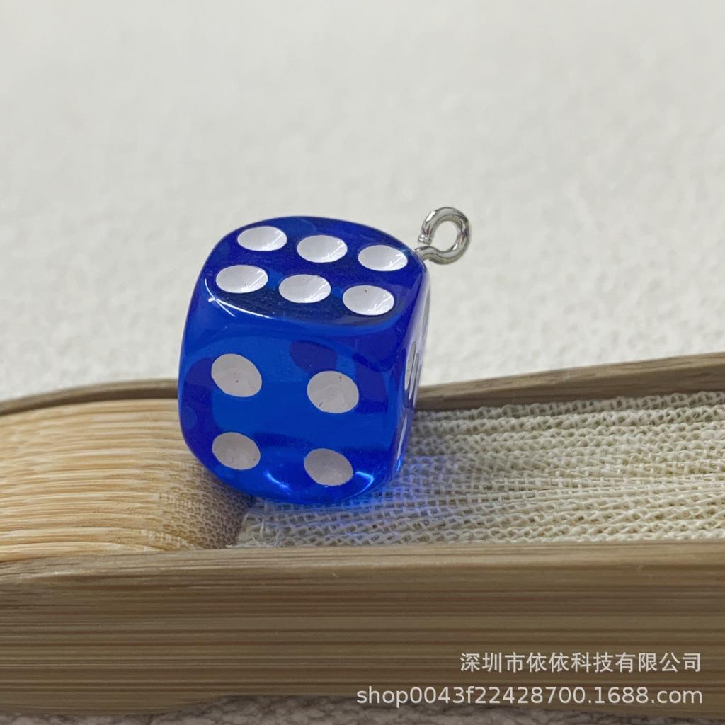 14mm Farbe Transparent Dreidimensional Sieb Würfel Farbe Ohrringe Schlüsselanhänger Anhänger DIY Schmuck Zubehör für den grenzüberschreitenden Handel