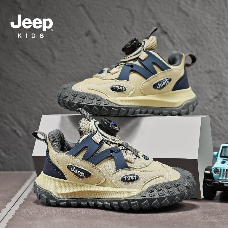 Jeep Boys' 2025 Autumn Leather Sports Shoes - Non-slip, Waterproof, Trendy with Rotary Button
