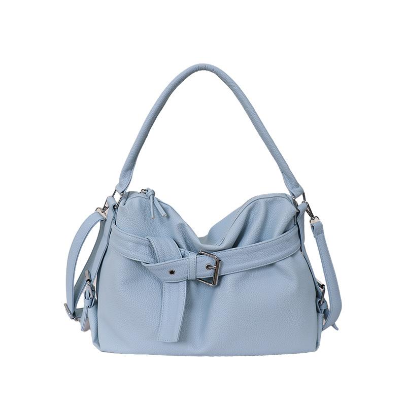 Casual Large-Capacity Simple Spice Girl Shoulder Bag, Locomotive Bag, Fashionable Shoulder Underarm Bag, Commuter Trendy Messenger Bag.