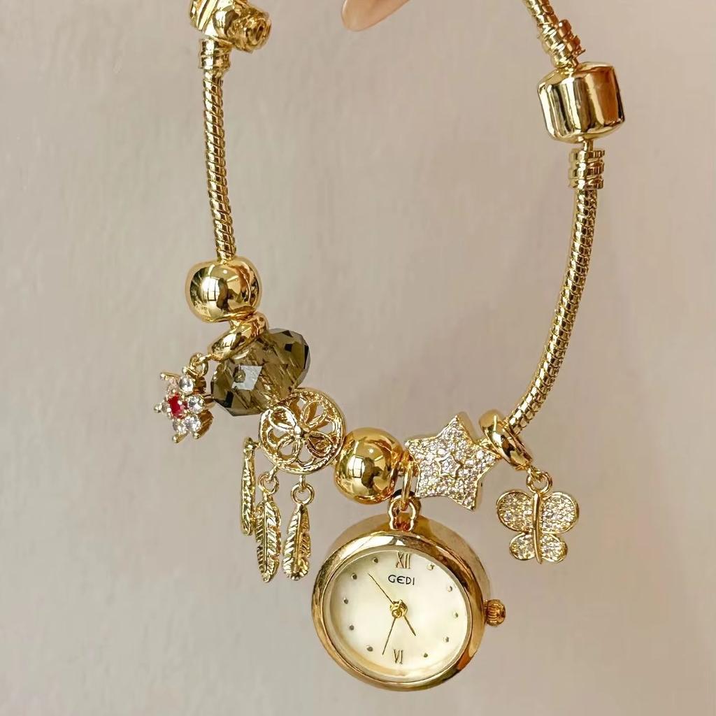 Light Luxury Goods Women Watch Pendant Round Dial Quartz Wristwatch Delicate Bracelet Watches Waterproof Luxury Ladies Gift