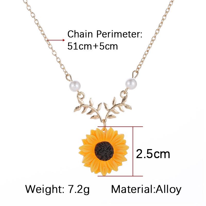 Pearl Sunflower Pendant Necklace - Elegant Women's Fashion Jewelry