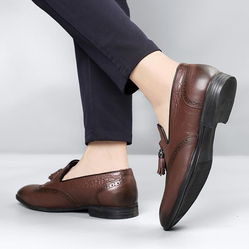 Fashion Fashion Gentlemen Versatile Men's Leather Shoes High-quality Genuine Leather Tassel Loafers High-end Business Party Casual Shoes