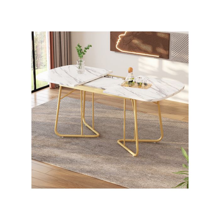 Table à rallonges blanche avec pieds en métal doré. Dimensions avec rallonges : 140/180 × 80 cm. Convient pour 4 à 6 personnes.