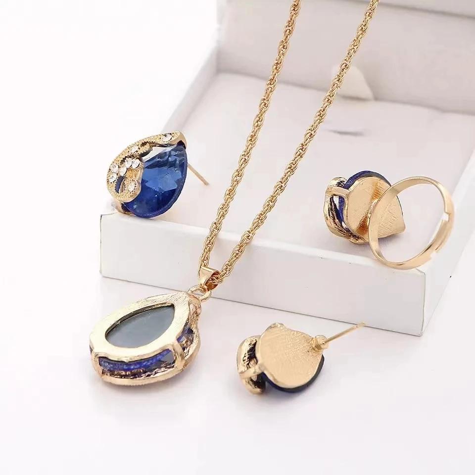 3PCS Peacock Gemstone Lady Jewelry Set Temperament Shiny Crystal Waterdrop Necklace Hoop Earring Ring Gold Color Evening Jewelry