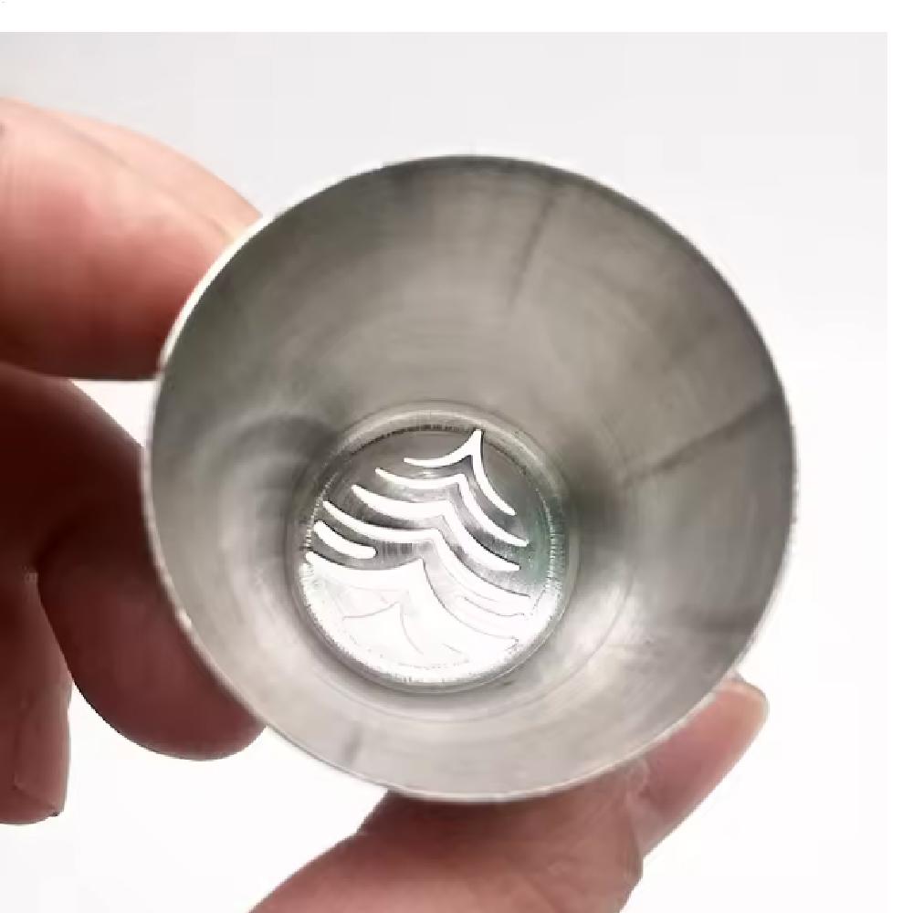 

Christmas Icing Pastry Nozzles Cake Decorating Tools Flower Icing Piping Nozzle Cream Cupcake Tips Baking Accessories CN