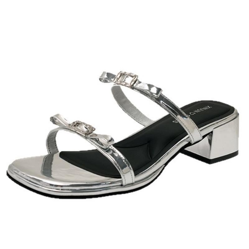 Low-heeled rhinestone cool slippers for women's summer wear open-toed new fashion versatile with skirts and sandals