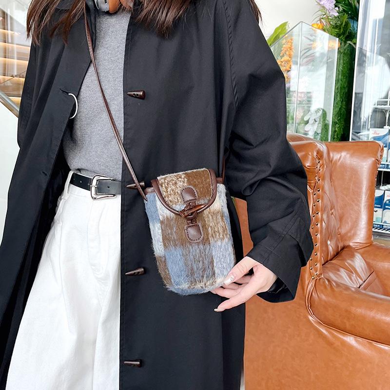 Women's Woolen Plaid Crossbody Mini Phone Bag - Lock Design 2025 Edition