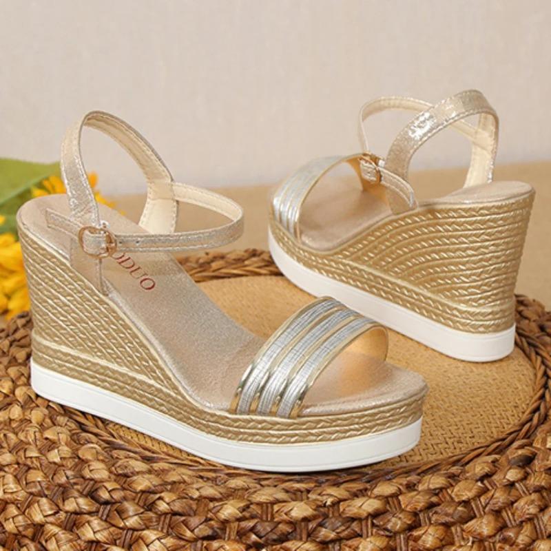 Fashion New Women Sandal Summer Shoes Women Wedges Sandals Platform Shoes High Heels Designer Sandals Comfortable Plus Size Ladies Shoes