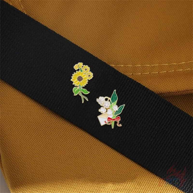 4Pcs/Set  Beautiful Flowers. Bouquets Series 03 Brooches - Doodle Enamel Backpack Button Pins Badges