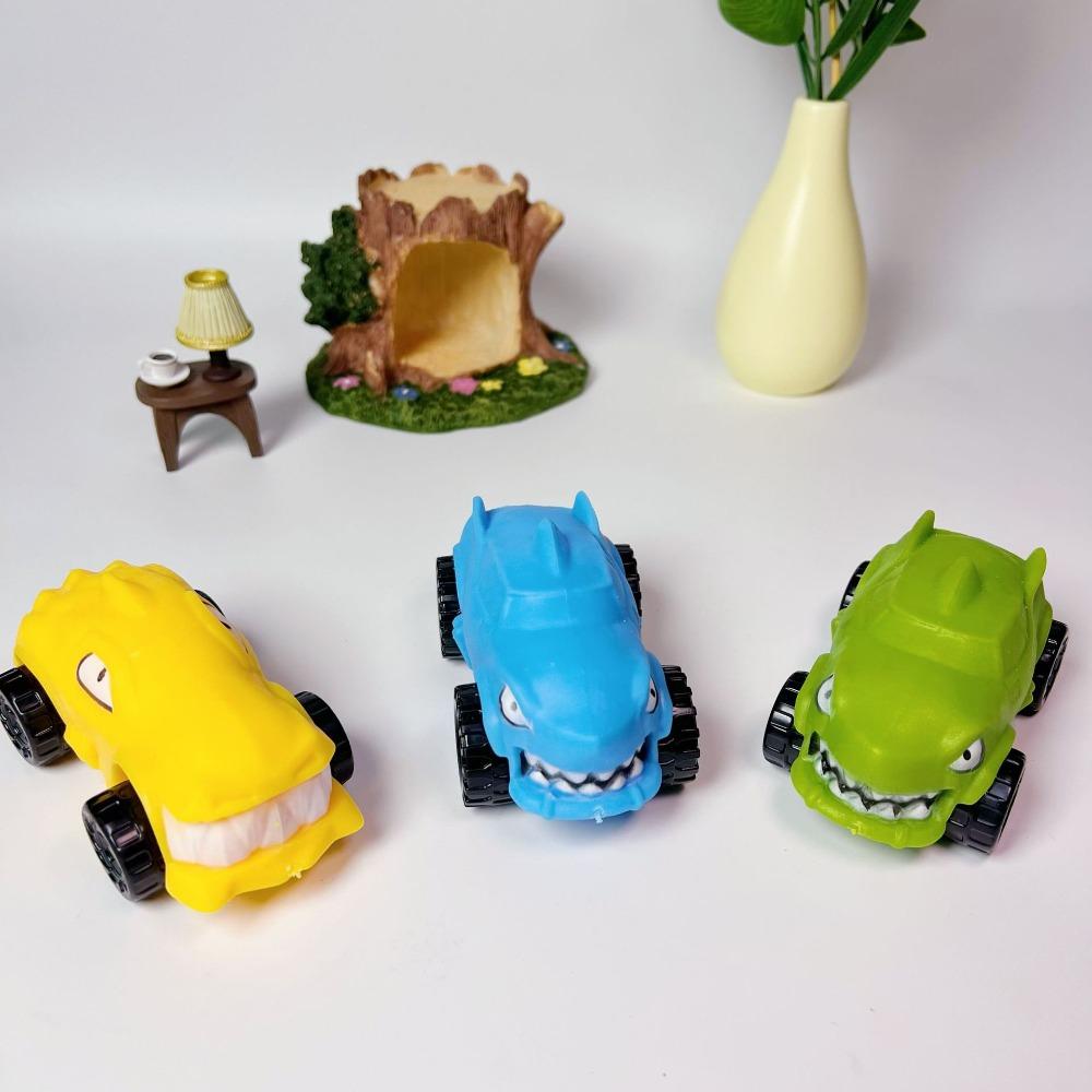 High Elasticity Salamander Squeeze Toy Stretchable Car Cute Pinch Toy  Kids Tricky Doll