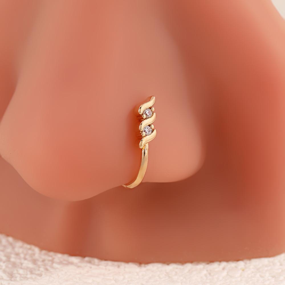 Нишевый Минималистичный Дизайн Чувство Женская Серьга в Нос Модная Высококачественная Серьга в Нос Универсальная Геометрическая Позолоченная Серьга в Нос