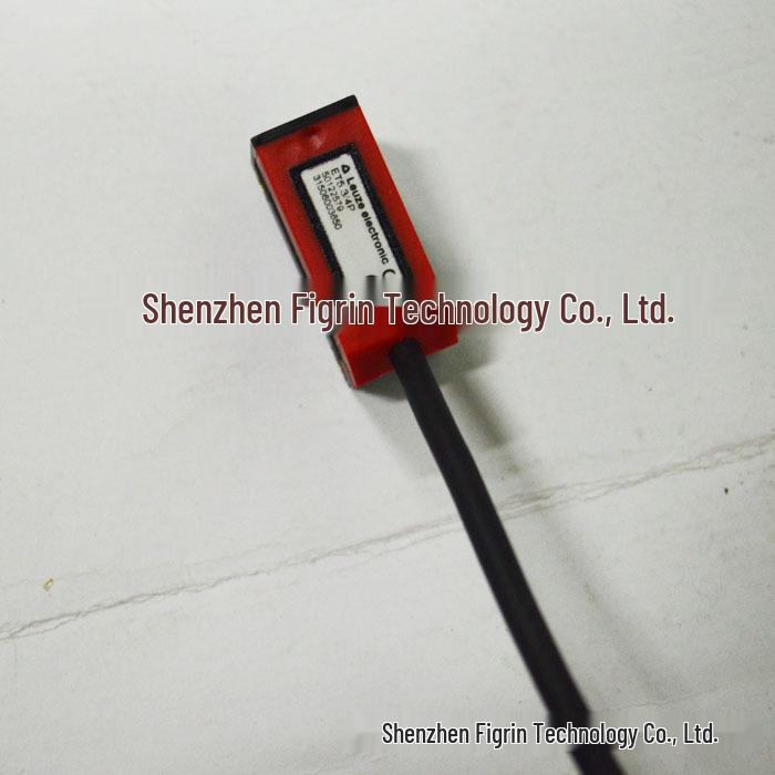 ET5.3/4P German Leuze Photoelectric Sensor [Real Product Photo]