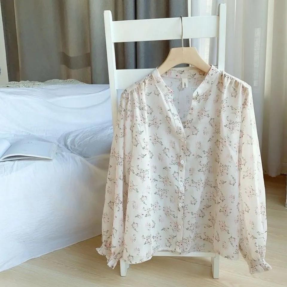 Women Summer V-neck Floral Print Shirts Chiffon Sweet Elegant Female Tunic Top Daily Vacation Streetwear