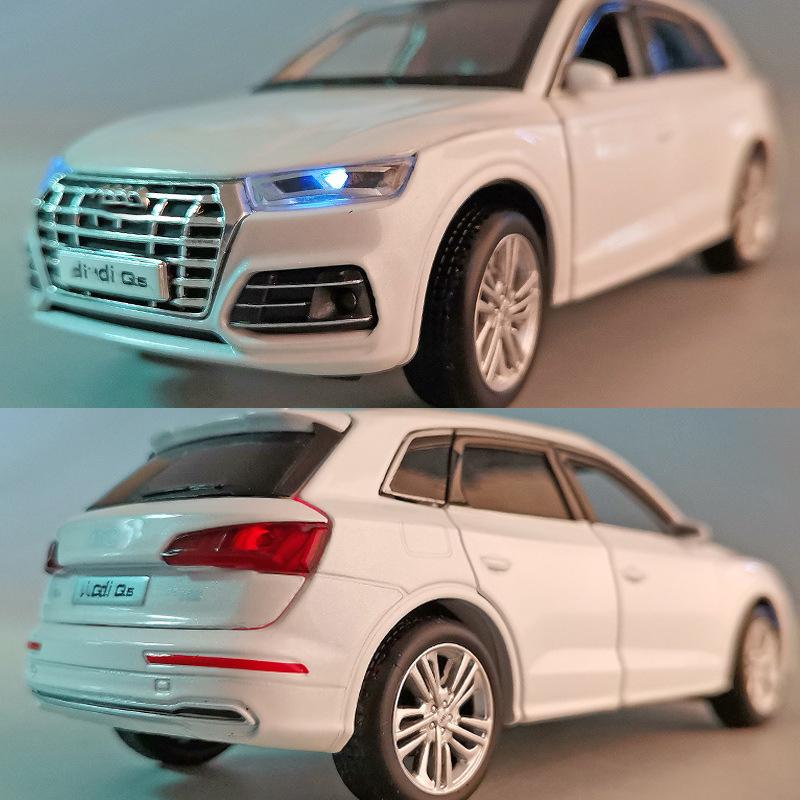 1/32 Scale Q5 SUV Alloy Car Model Diecast and Metal Car Game Car Model Hypersonic Simulation Children's Collection Gift Game