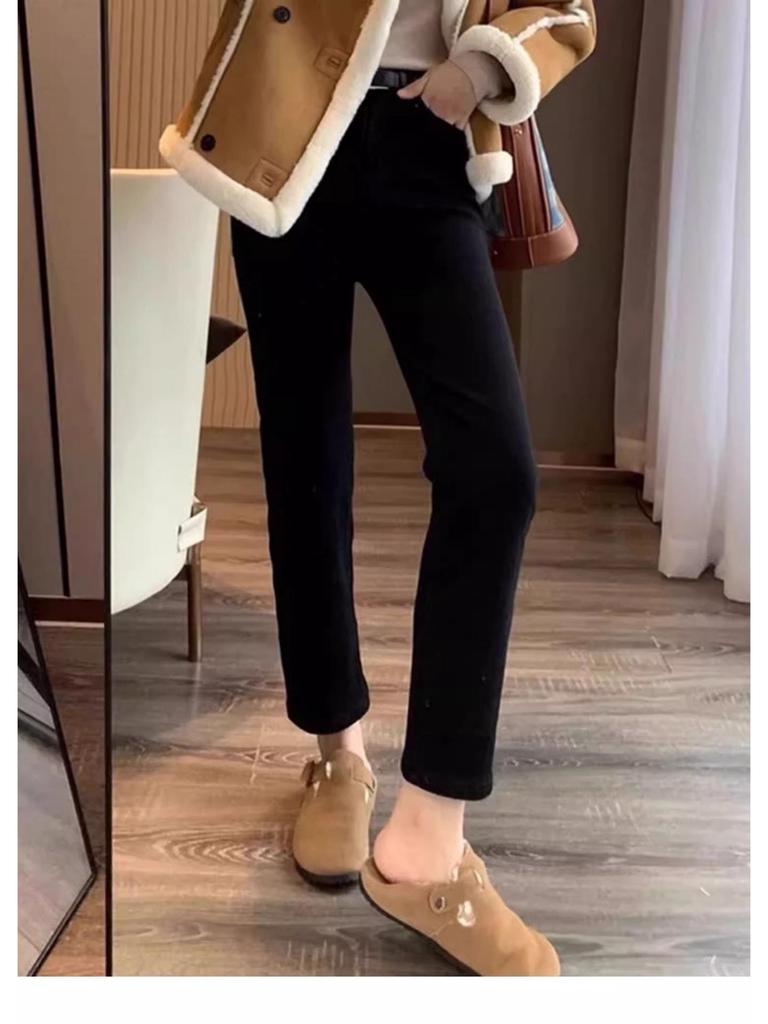 Women's Black Straight-Leg Cigarette Jeans - Slimming, Loose Fit, Petite & Pear-Shaped, Nine-Point Length for Spring 2025