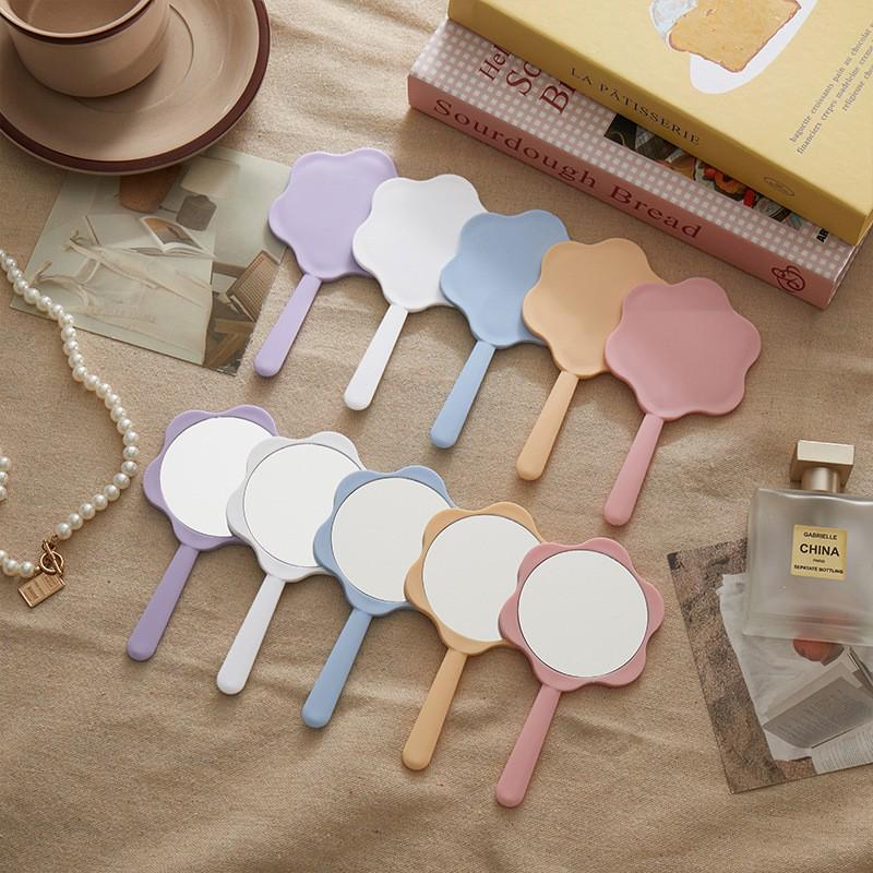 Creative Classic Floral Handheld Makeup Mirror - Portable Mini Touch-up Mirror with Handle