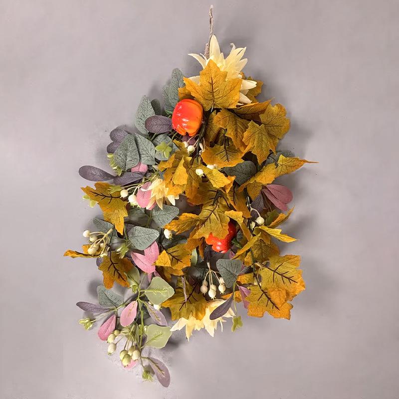Autumn Maple Leaf Door Hanging: Halloween & Thanksgiving Floral Wall Art