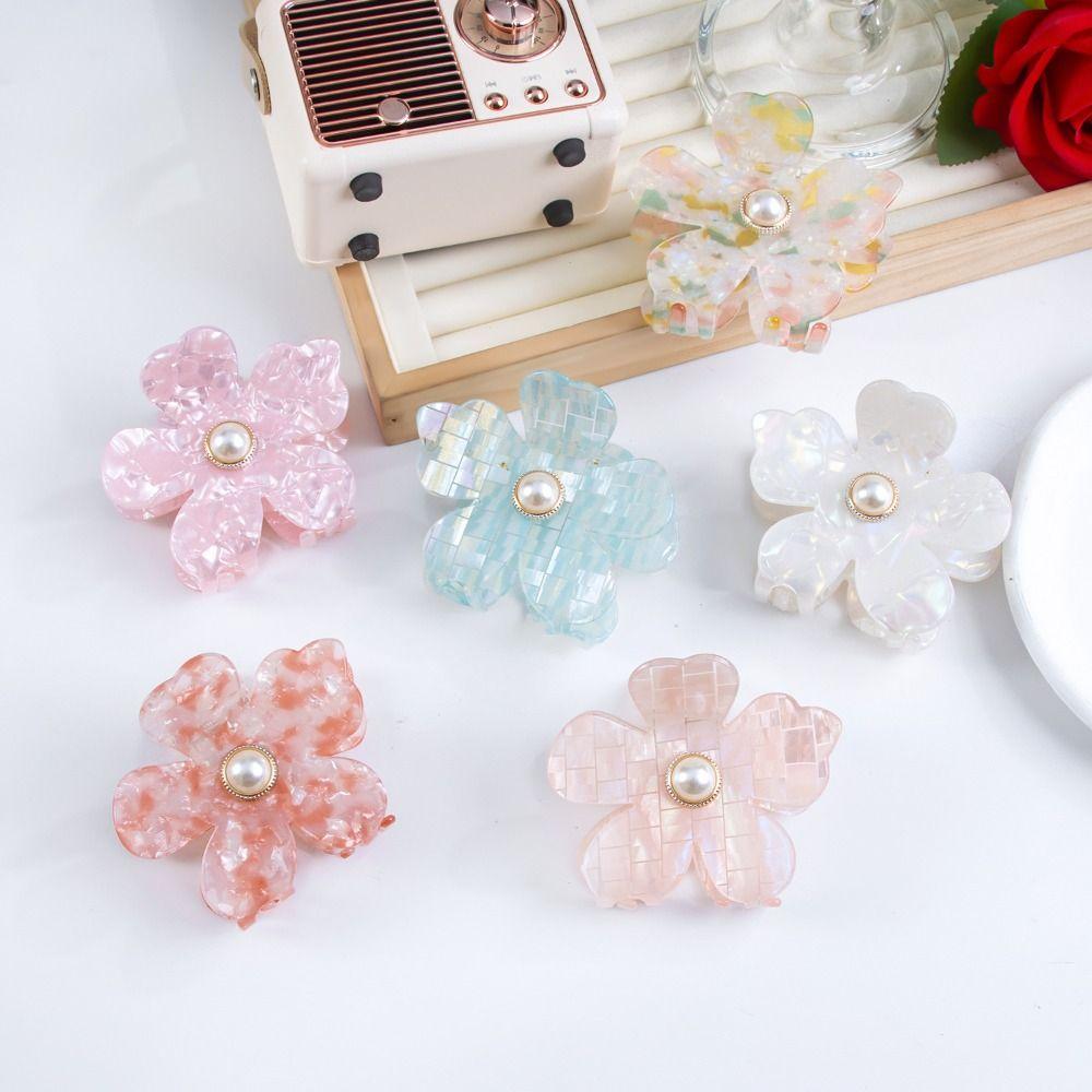 Elegant Pearl Crab Clip Vintage Floral Hair Clip Hairpin Flower Hair Claw Women