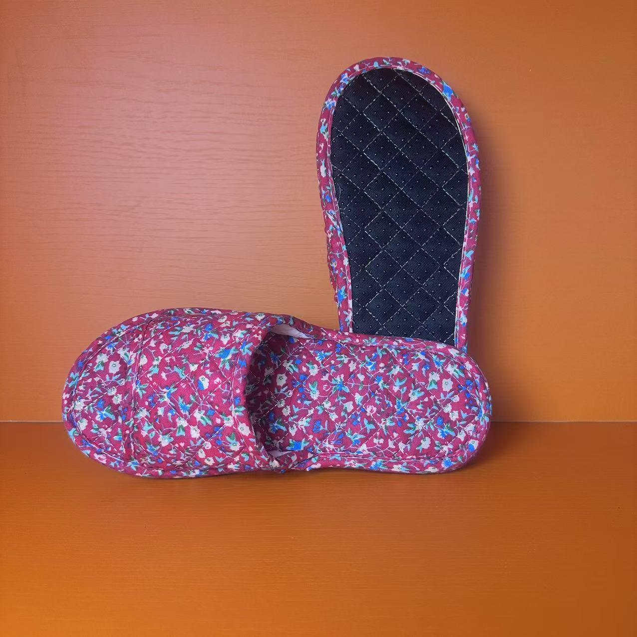 

Клетчатые хлопковые тапочки с мягкой подошвой для дома, нескользящие - Бесшумные, удобные, всесезонные 1 Pair