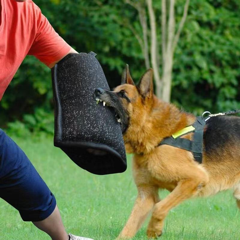 D5 Guard Teeth Grinding Rod Dog Training Sleeve Dog Training Set Portable Sleeve Guard Pet Bite Target Bite Sleeve High Quality