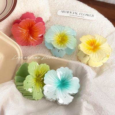 Chic Summer Cabbage Flower Hair Clip - Elegant Beach Vacation Accessory