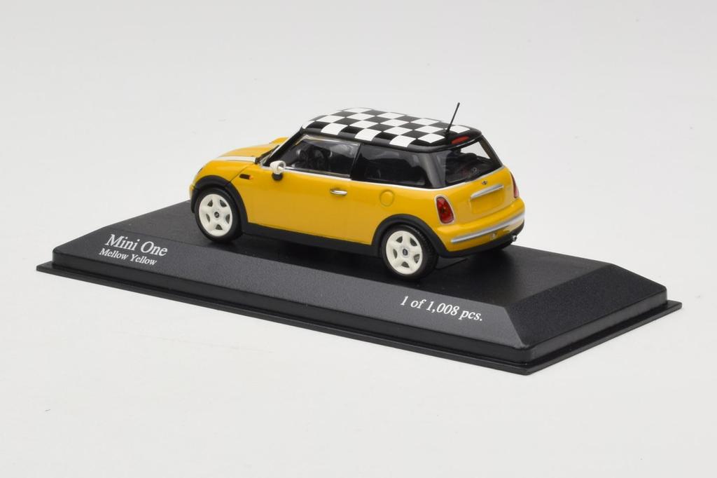 Minichamps Mini One 2001 Yellow 1/43