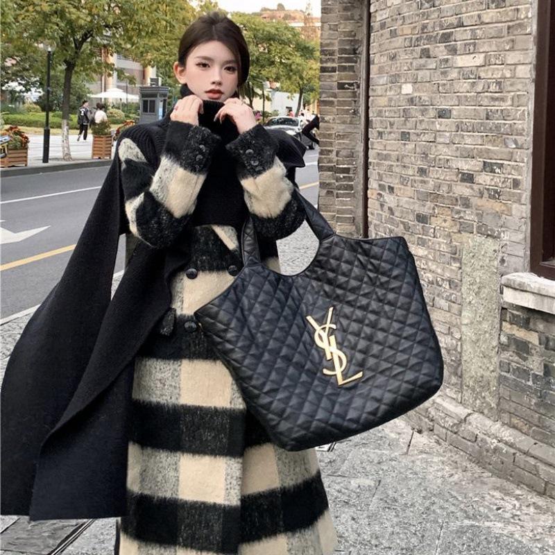 Korean Retro Plaid Woolen Coat for Women - High-End, Thickened, Medium-Length, Autumn/Winter Collection