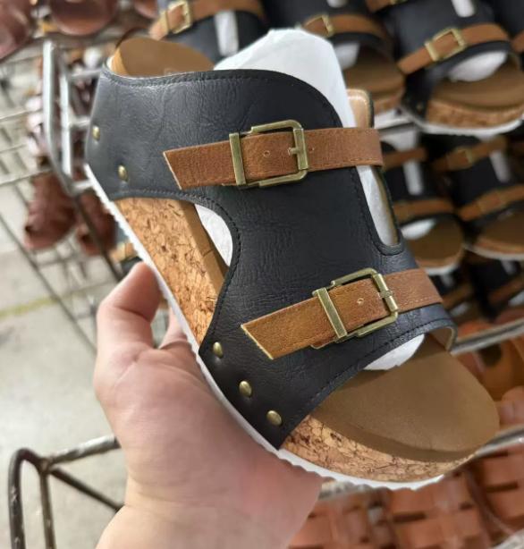 Donna Fibbia Metallica Pantofole Zeppa Donna 2026 Sandali Piattaforma Borchie Vintage Donna Pelle PU Taglia Larga Scarpe Estive 43
