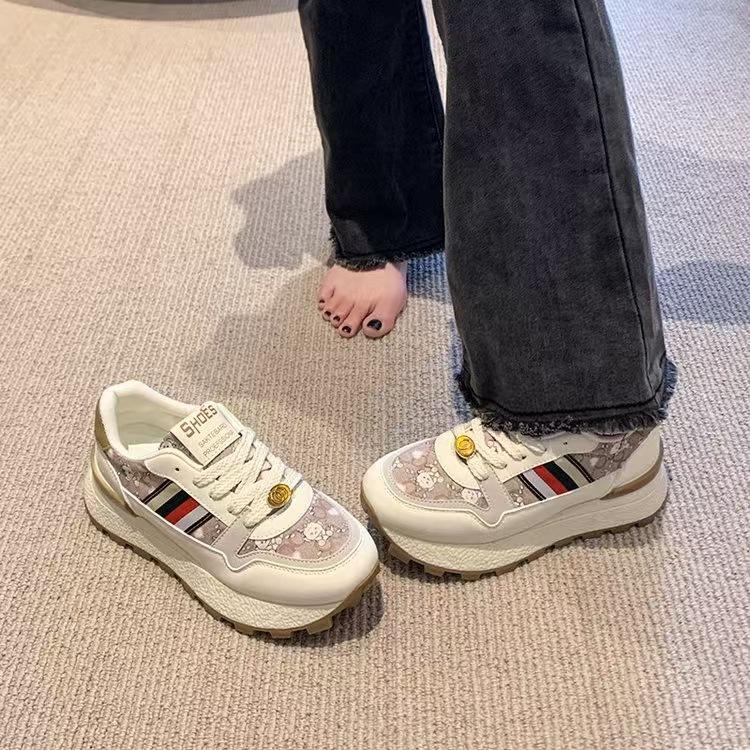 Height-increasing Platform White Shoes Women's New Spring 2025 Super Fire Small Casual Muffin Shoes Board Shoes