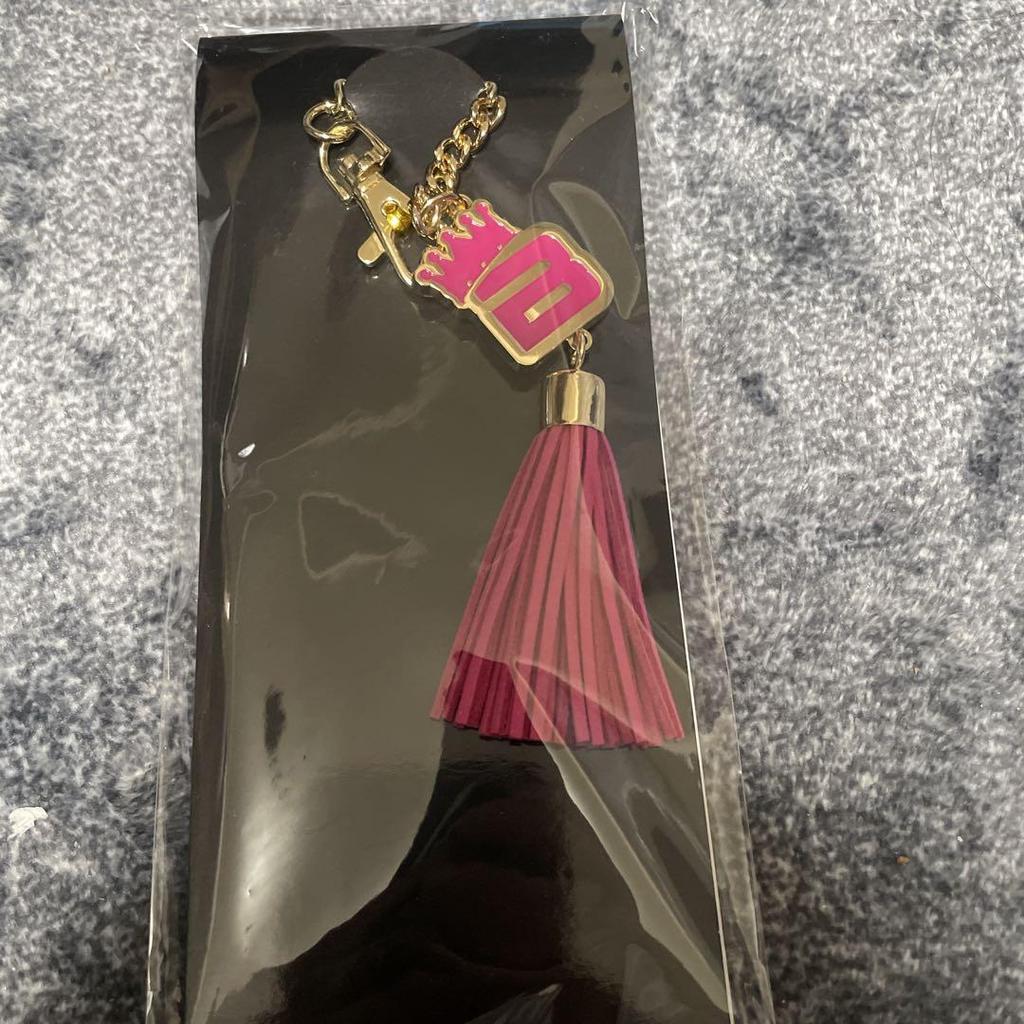 [USED] Pink Tassel Keychain