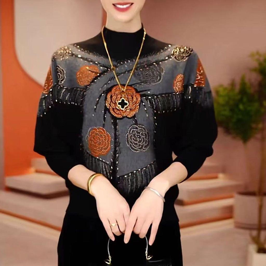 Double-Sided Fleece Autumn/Winter Long-Sleeve Slimming Top for Middle-Aged Women - Casual, Flattering, Age-Defying Outerwear