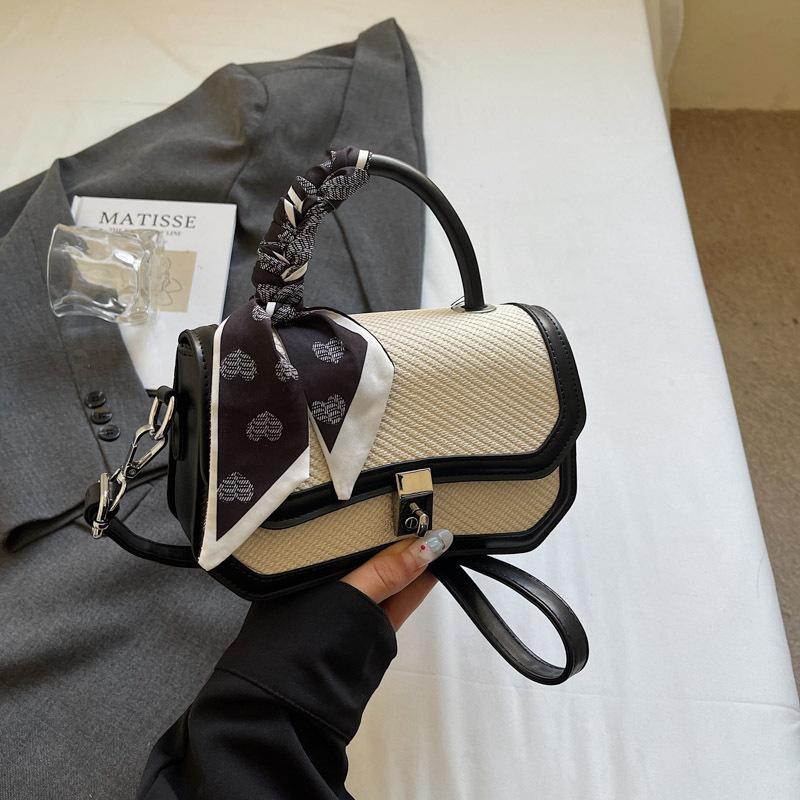 Versatile woven bag women's new spring and summer fashion niche shoulder messenger bag portable small square bag