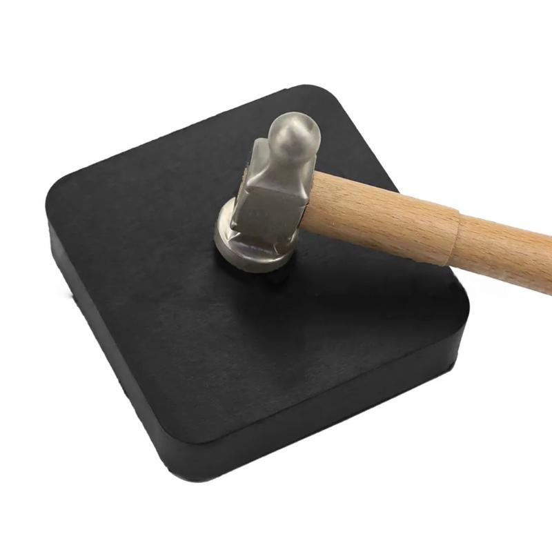 Blocco da banco in gomma da 4 pollici Blocco da banco in gomma nera quadrata per gioielli per la creazione di gioielli e la fucinatura di metalli Stampaggio di gioielli