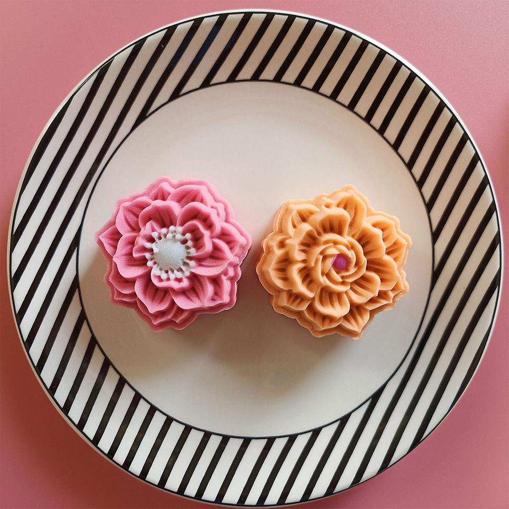 Hand-Pressure Moon Cake Mold Snow Lotus Flower Cookie Stamps Moon Cake Makers Mid-Autumn Festival DIY Pastry Tool