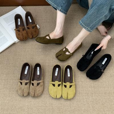 Retro Mori Niche Split-toed Round Head Single Shoes Women's Suede Flat Bottom One Pedal French Temperament Pig's Trotters Grandma Shoes Autumn
