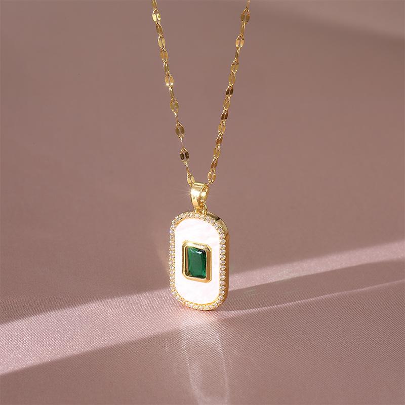 French Retro Emerald Oval Necklace Female Personality High Versatile Trend Square Fritillary Pendant Neck Chain 5