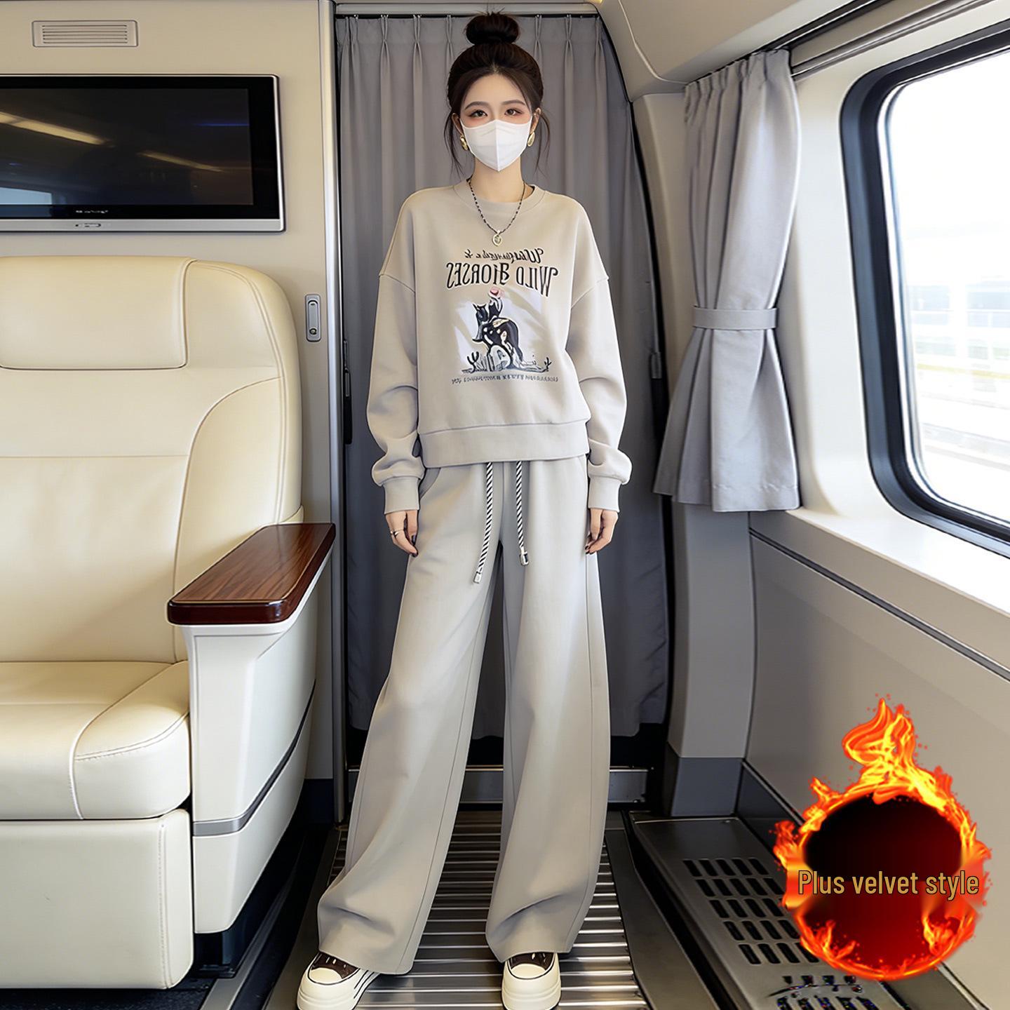 

Women s Winter 2026 Stylish Velvet Hoodie & Slimming Pants Two-Piece Set XL