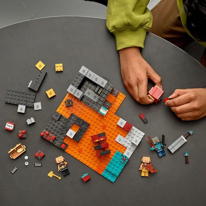 LEGO Minecraft Nether Fortress 21185, Multicolor