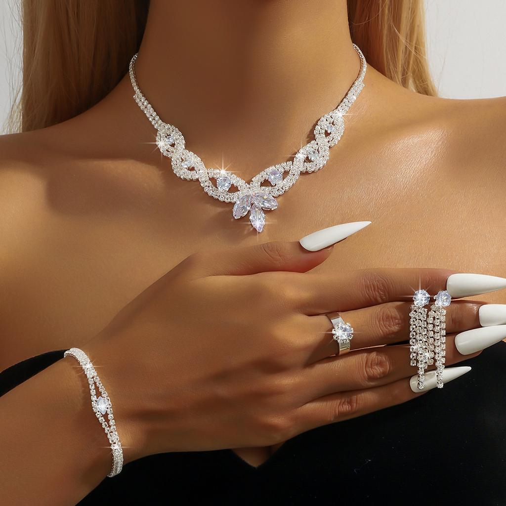 Jewelry wholesale fashion new necklace earrings bracelet ring set shiny bride jewelry two-piece set with accessories