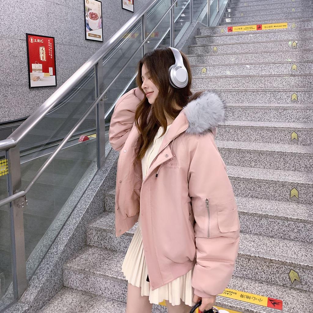 Winter American Big Fur Collar Hooded Down Cotton-padded Jacket Coat Female Design Sense Short Thick Cotton-padded Coat Pie To Overcome.