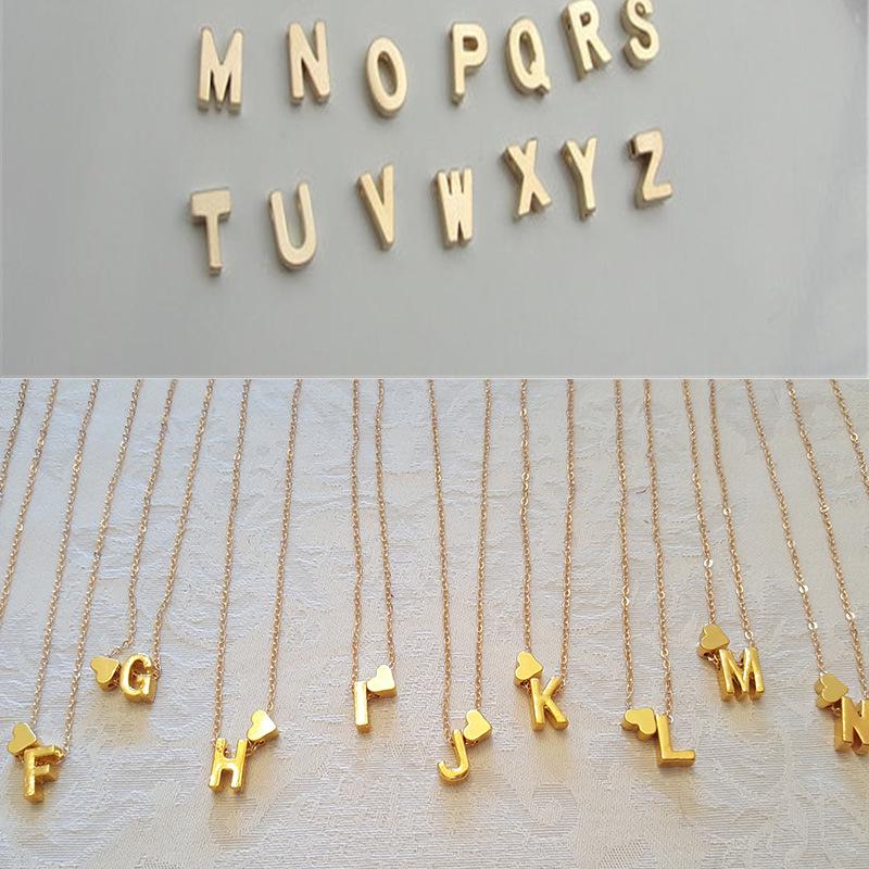 Elegant Peach Heart Initial Necklace - Versatile 26-Letter Clavicle Chain